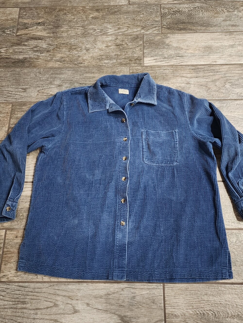 vintage 80s-90s L.L. Bean wide-wale blue thick corduroy button-down shirt